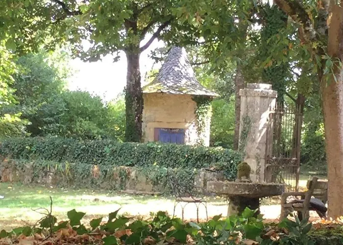 The Guardians Cottage, Chateau Mas De Pradie Foissac (Aveyron)